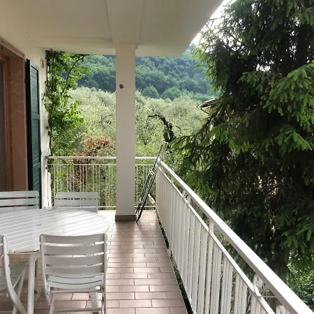 3 Whit Balcony And Wiew Apartament Malcesine