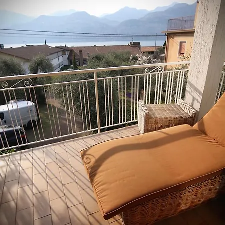 3 Whit Balcony And Wiew Apartament *