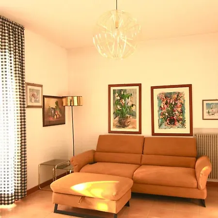 3 Whit Balcony And Wiew Apartment Malcesine